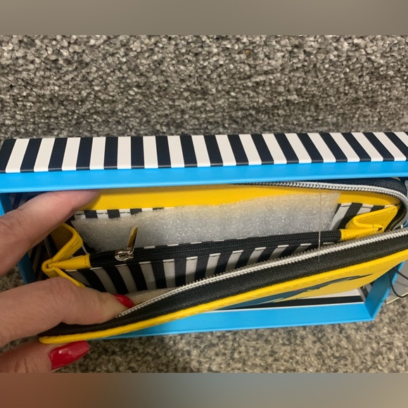 NWT Marc Tetro Dachshund Dog Wallet - Picture 2 of 5